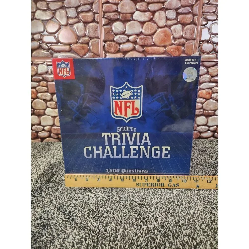 NFL Gridiron Trivia Challenge Game- New in Box #A94